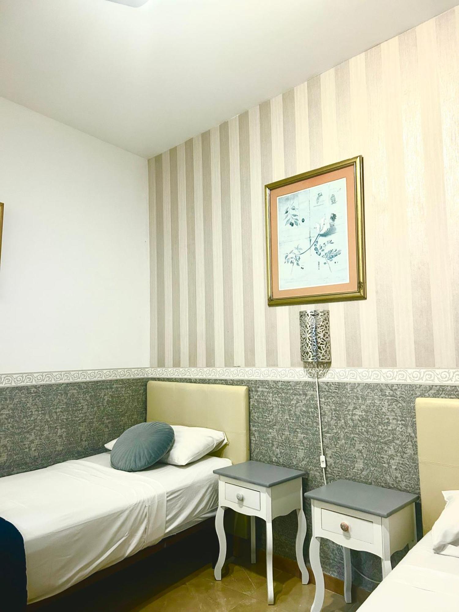Hostel Centro (adults Only) *